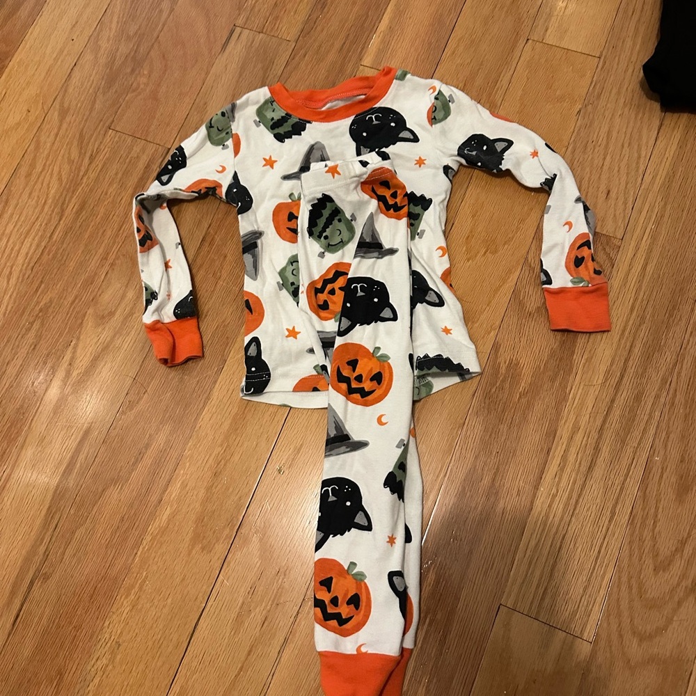 Carter’s Halloween Pajamas